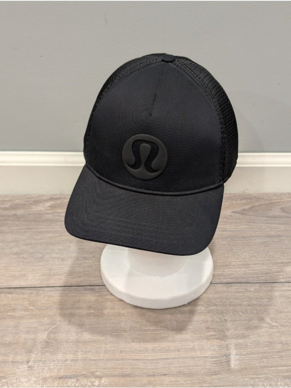 Lululemon Big Logo Mesh Back Adjustable Cap Trucker Hat Black L/XL Men's
